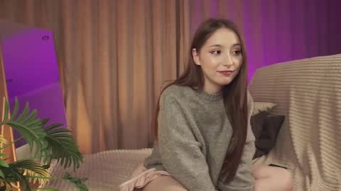 hottpeachh online show from 10/09/25, 05:22