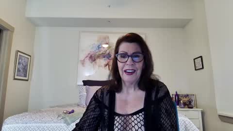 Snapshot of hottxgilf chatting on 01/16/25, 01:16 Maggie online show from 01/16/25, 01:16