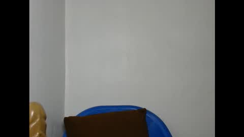 hotty_lora889 online show from 10/11/25, 10:03