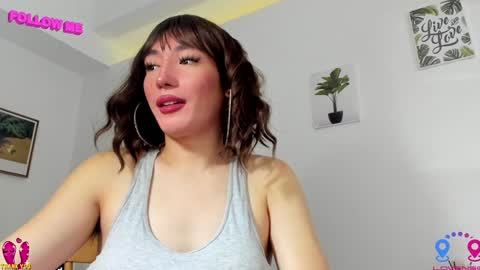 crishinahotty online show from 12/08/24, 06:43