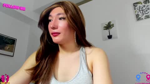 crishinahotty online show from 12/24/24, 06:33
