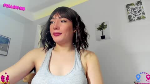 crishinahotty online show from 01/16/25, 06:35