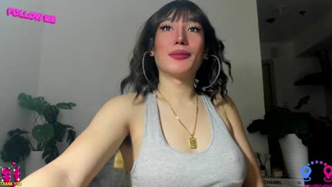 crishinahotty online show from 01/27/25, 03:04