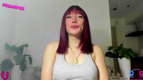 crishinahotty online show from 02/12/25, 07:02