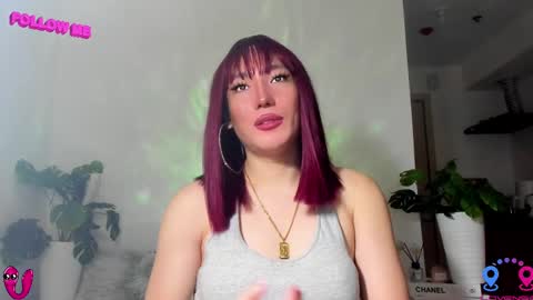 crishinahotty online show from 02/13/25, 01:40