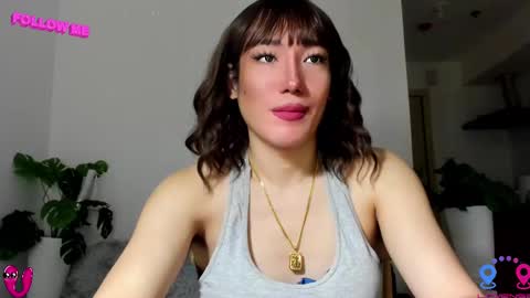 crishinahotty online show from 02/22/25, 01:11