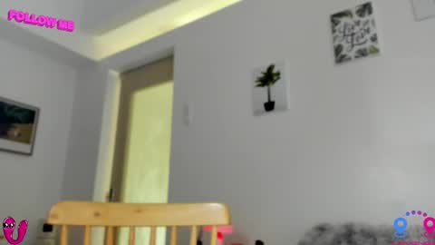 crishinahotty online show from 03/02/25, 05:12