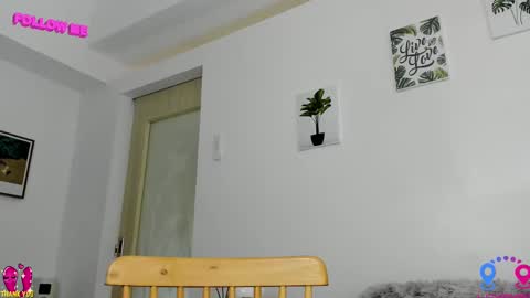 crishinahotty online show from 03/10/25, 05:22