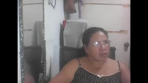 Snapshot of hottycrissy4u chatting on 01/19/26, 02:32 hottycrissy4u online show from 01/19/26, 02:32