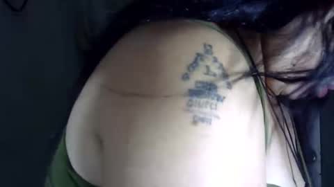 Snapshot of hottycrissy4u chatting on 04/25/26, 02:03 hottycrissy4u online show from 04/25/26, 02:03