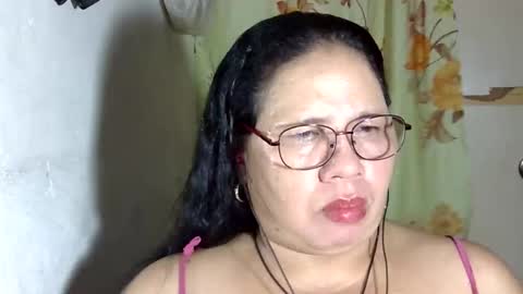 Snapshot of hottycrissy4u chatting on 04/27/26, 12:58 hottycrissy4u online show from 04/27/26, 12:58
