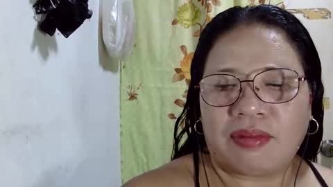 Snapshot of hottycrissy4u chatting on 05/01/26, 01:16 hottycrissy4u online show from 05/01/26, 01:16