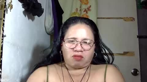 Snapshot of hottycrissy4u chatting on 06/02/26, 01:24 hottycrissy4u online show from 06/02/26, 01:24