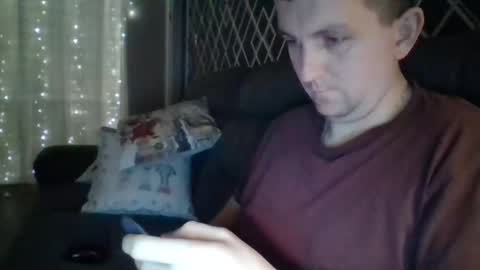 hotuk86 online show from 01/15/25, 09:30