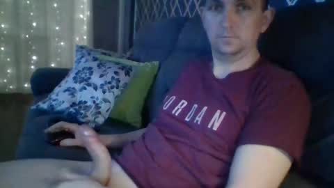 hotuk86 online show from 02/11/25, 09:46