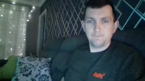 hotuk86 online show from 02/18/25, 09:20