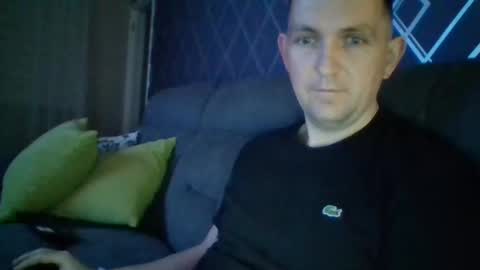 hotuk86 online show from 02/21/25, 09:54