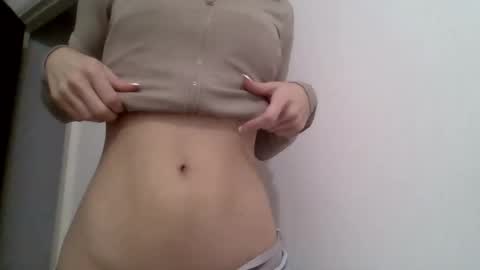 Hotwixx online show from 12/20/24, 08:01