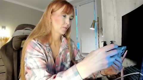 Snapshot of hotyplays chatting on 03/01/26, 03:03 Susan online show from 03/01/26, 03:03