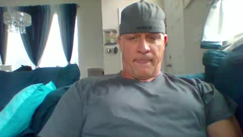 hotyummycock69 online show from 09/10/25, 02:06