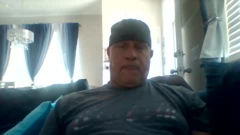 Snapshot of hotyummycock69 chatting on 05/18/26, 04:13 hotyummycock69 online show from 05/18/26, 04:13