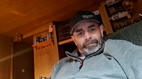 Snapshot of houndmefromhell chatting on 11/21/25, 02:54 houndmefromhell online show from 11/21/25, 02:54