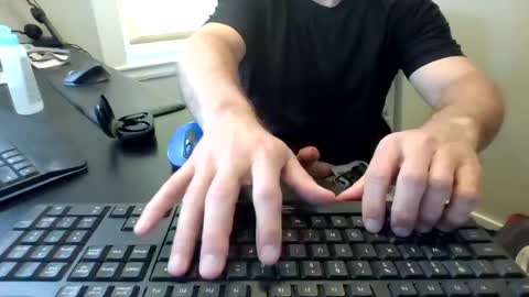 hoverday online show from 07/05/26, 02:46