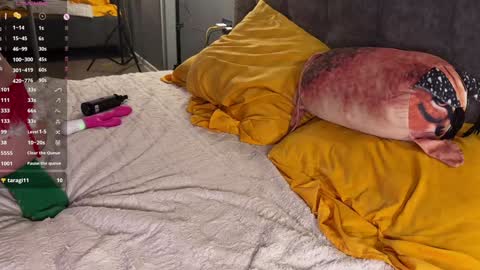 Elizabeth online show from 12/24/24, 07:55