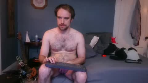 Snapshot of hpluvscash chatting on 12/16/24, 03:11 Pilgrim online show from 12/16/24, 03:11