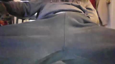 hrnyymff online show from 12/01/25, 01:54