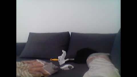 Snapshot of hubikush22 chatting on 09/19/25, 04:07 hubikush22 online show from 09/19/25, 04:07