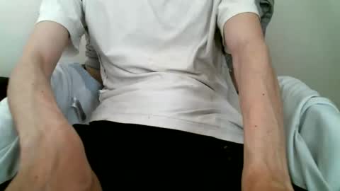 Keanu online show from 09/13/25, 02:50