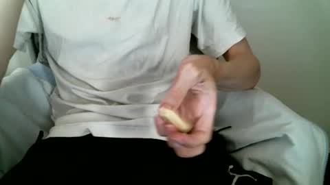 Keanu online show from 10/28/25, 10:52