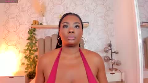  huge boobs ebony  online show from 07/25/26, 07:00