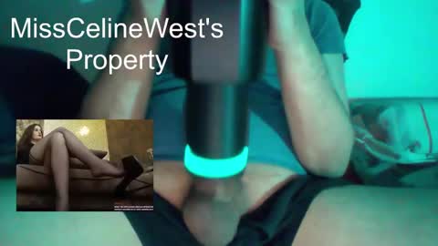 Snapshot of huge_guy_87 chatting on 01/13/25, 10:35 huge_guy_87 online show from 01/13/25, 10:35