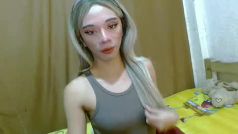 Snapshot of hugecock_caraxx chatting on 10/13/25, 11:05 Cara online show from 10/13/25, 11:05