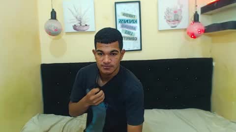 pablo  ubeer bigcock sexy twinks hot online show from 10/05/25, 03:49