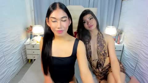 Snapshot of hugecockasianprincess chatting on 01/08/25, 12:05 Lexy online show from 01/08/25, 12:05