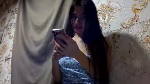 Bella Fox online show from 10/09/25, 03:10