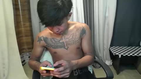 hugecockchristian online show from 12/01/25, 10:53