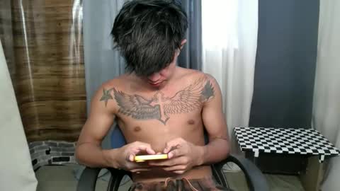 hugecockchristian online show from 12/02/25, 08:08