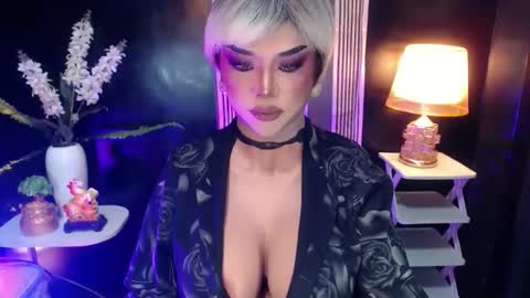 Christine online show from 05/03/26, 12:49