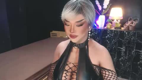 Christine online show from 06/03/26, 06:46