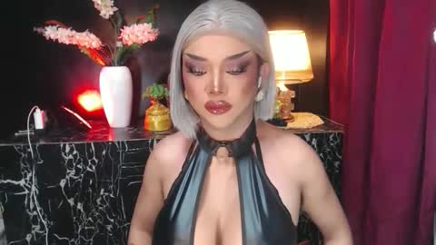 Christine online show from 06/04/26, 09:32