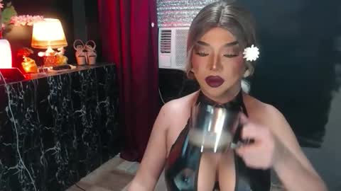 Christine online show from 06/11/26, 12:32