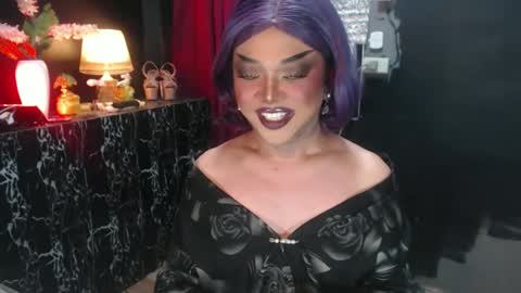 Christine online show from 06/13/26, 05:38