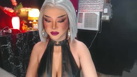 Christine online show from 06/22/26, 03:47