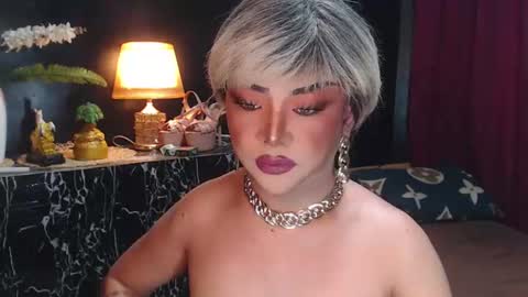 Christine online show from 07/11/26, 08:06