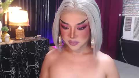 Christine online show from 07/19/26, 05:49