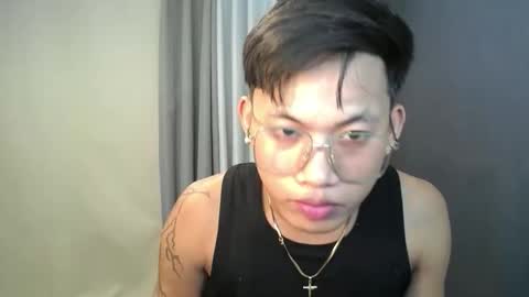 Snapshot of hugecockjames09 chatting on 09/22/25, 06:37 hugecockjames09 online show from 09/22/25, 06:37